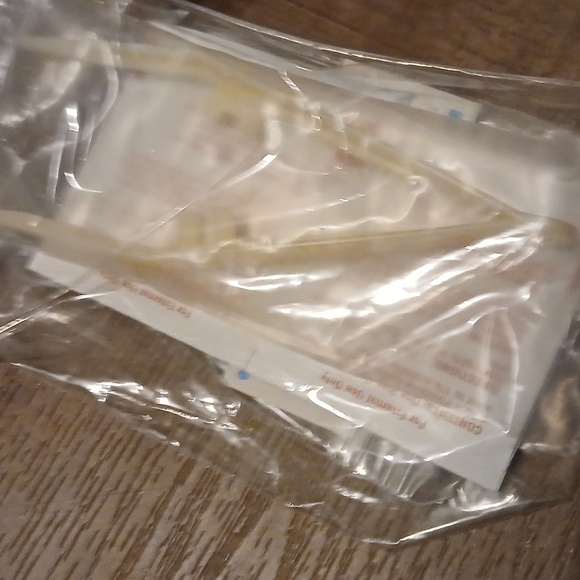 🥰HOST PICK🥰Pet first aid kit - Picture 8 of 9